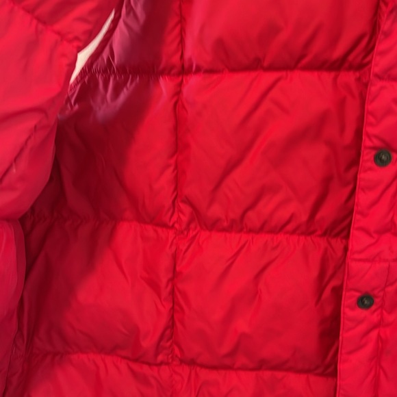 Lands End Red Snap Front Puffer Vest - Picture 4 of 5